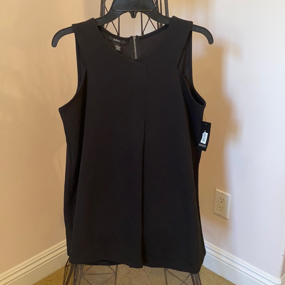 Alfani single pleat front asymmetrical top